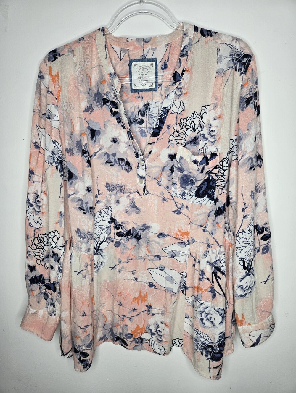 Style & Co Abstract Floral Blouse Size L Roll Tab V-Neck Pink Blue Artsy Soft